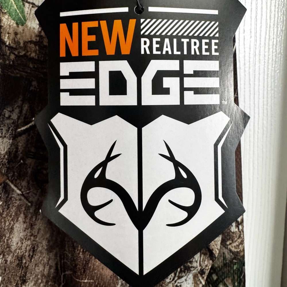 Magellan Realtree Edge Camouflage Hoodie - Picture 2 of 2